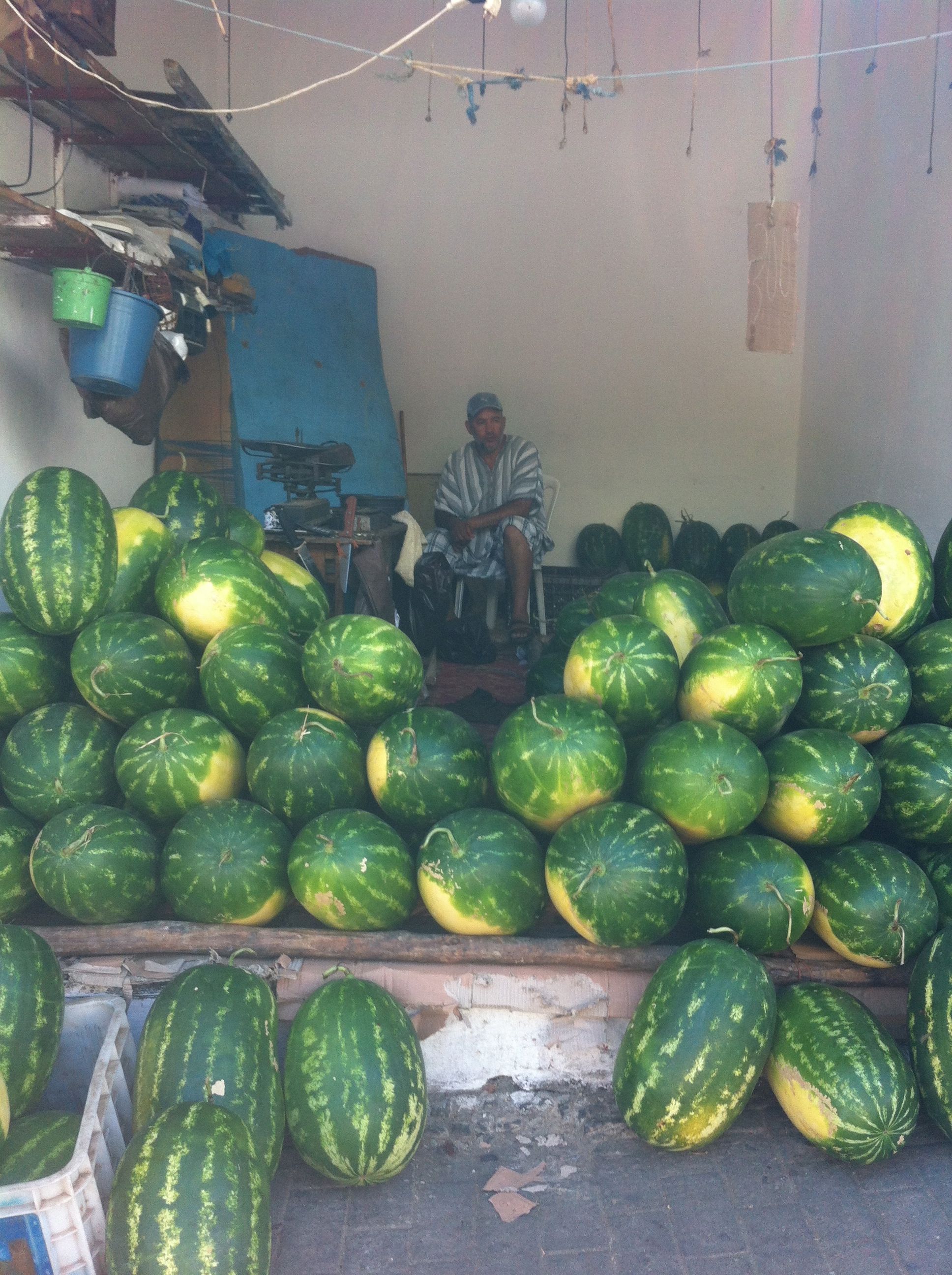 simple living: vandmelon-forretning i Tangier
