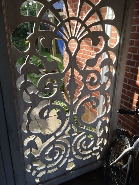 a very special door, to a very special garden i Aabenraa, Denmark